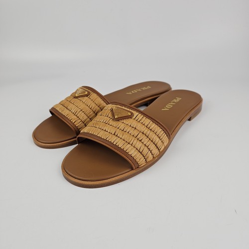 Prada 1150 caramel crochet - $1150,