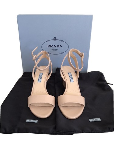 Nwb 690 prada - nwb,